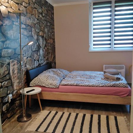 Desi Apartman Kaposvár Exterior photo